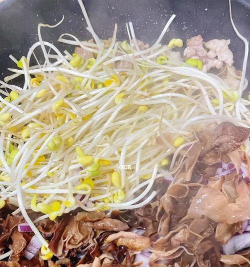 猪肠炒豆芽怎么做？步骤是什么？