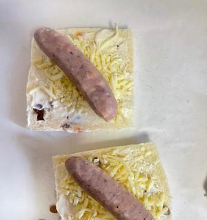 周末早餐快手烤土司的做法？如何快速制作美味早餐？