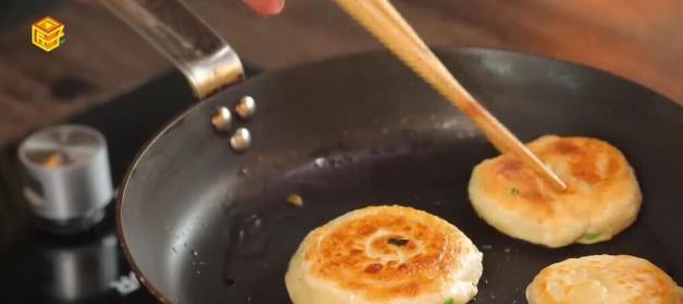 周飞秘油饼怎么做？制作过程中需要注意哪些问题？