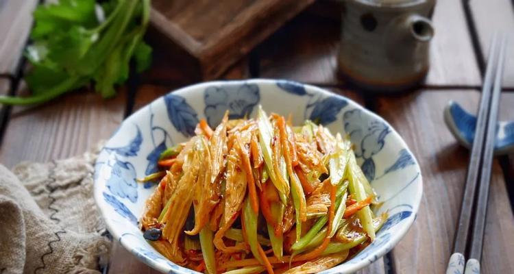 针菇胡萝卜怎么做才好吃？有哪些简单易学的食谱推荐？