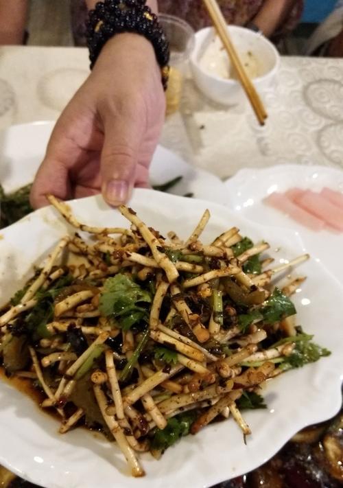 折耳根的做法有哪些？如何做出美味的折耳根？