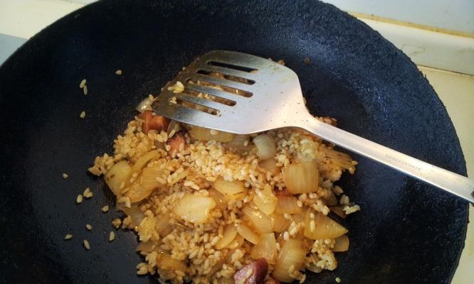 照烧鱿鱼咖哩炒饭怎么做？步骤和技巧有哪些？