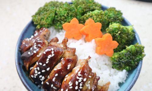 照烧鸡腿饭怎么做？详细步骤和技巧是什么？