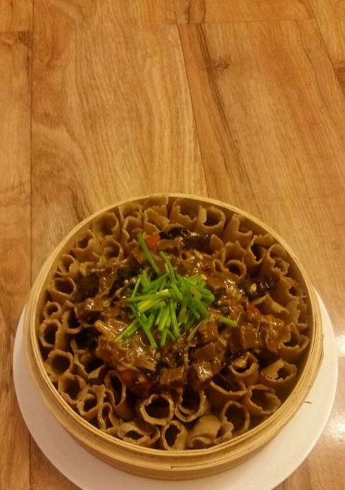 张加口特色美食莜面条怎么做？步骤和技巧是什么？