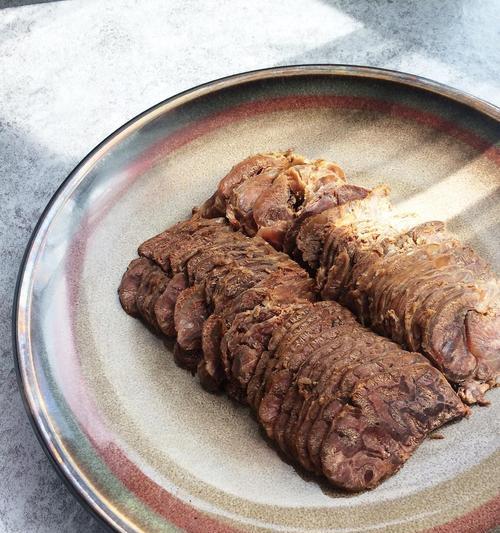 如何在家做出美味的蘸汁牛肉？蘸汁牛肉的正确做法是什么？