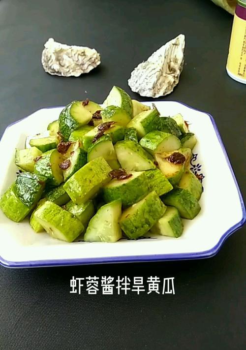 蘸酱黄瓜怎么做才好吃？详细步骤和技巧是什么？