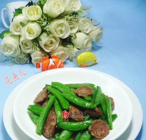 如何制作斋炒海鲜菇甜豆？步骤和技巧是什么？