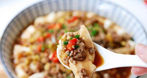榨菜蒸肉饼怎么做？步骤和技巧有哪些？