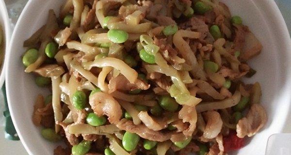 榨菜香菇炒肉丝怎么做？步骤和技巧有哪些？