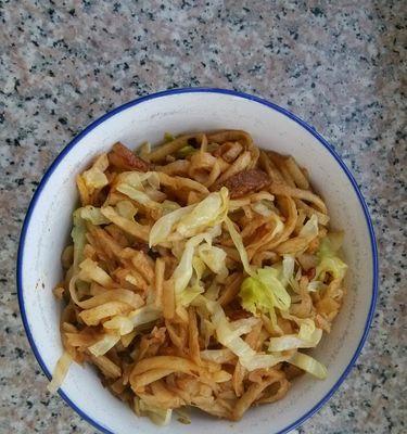 榨菜时蔬炒饼怎么做？有哪些烹饪技巧和常见问题解答？