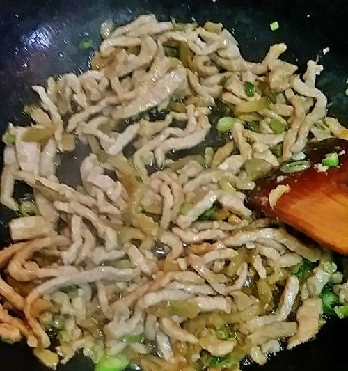 榨菜肉丝面怎么做？详细步骤和常见问题解答？