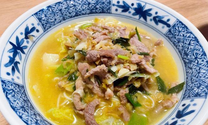 榨菜肉丝米粉汤怎么做？步骤和技巧有哪些？
