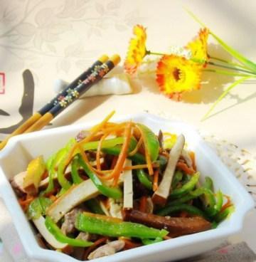 榨菜青椒炒肉丝怎么做？步骤和技巧有哪些？
