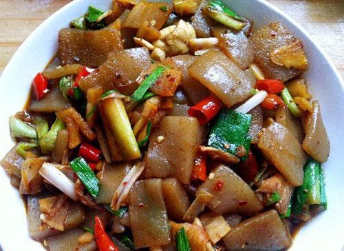 榨菜魔芋怎么做？步骤和技巧有哪些？
