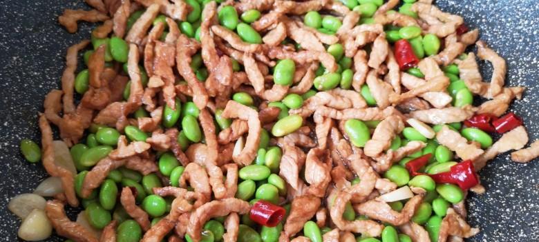 榨菜干子毛豆炒肉丝怎么做？步骤和技巧是什么？