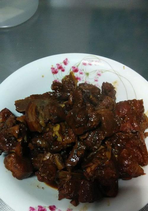 榨菜炖排骨怎么做？步骤和技巧有哪些？