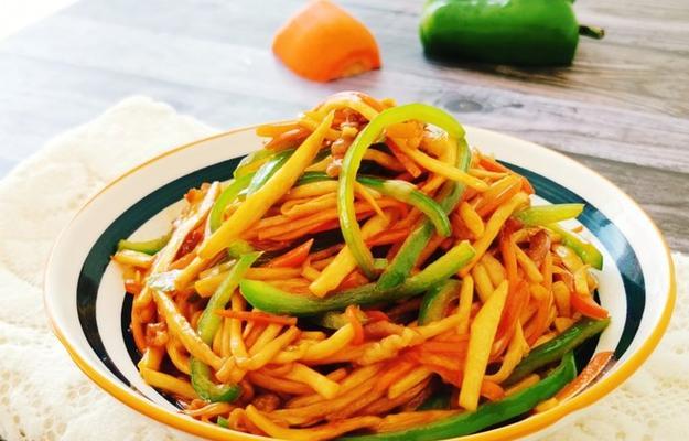 榨菜炒三丝怎么做？步骤和技巧有哪些？