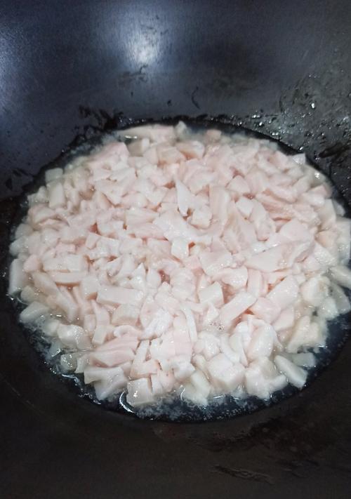 炸猪油的做法是什么？如何在家轻松制作？