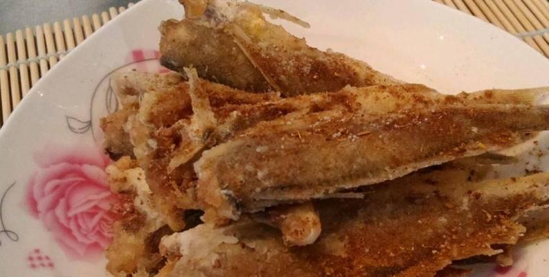 炸鱼怎么做才外酥里嫩？家庭版炸鱼食谱分享？