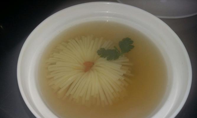炸野菊花芽的做法是什么？如何保持其鲜嫩口感？