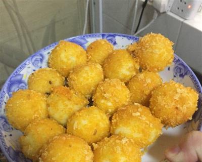 炸洋芋丸子怎么做？步骤详解和常见问题解答？
