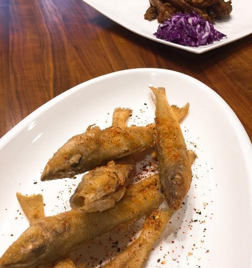 炸小沙丁鱼怎么做才酥脆？有哪些常见问题需要注意？
