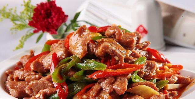 炸香味猪肉的做法是什么？如何确保猪肉炸制后外酥里嫩？