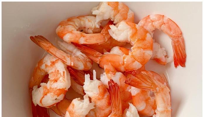炸虾皮虾头的做法是什么？如何做出美味的炸虾皮虾头？
