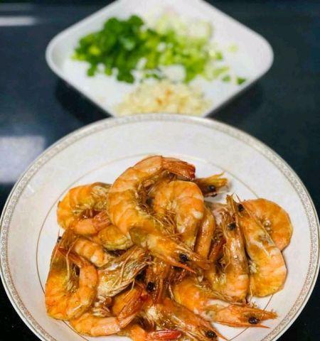 炸虾皮怎么做才酥脆？有哪些常见问题需要注意？