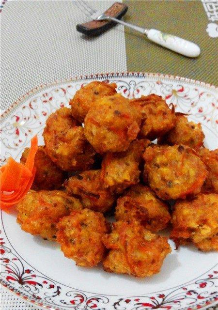 炸素香菇脚饼的做法是什么？如何在家轻松制作？