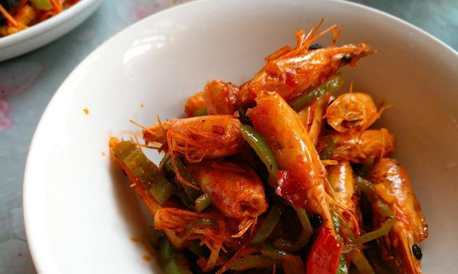 炸水虾怎么做才酥脆？有哪些小技巧？