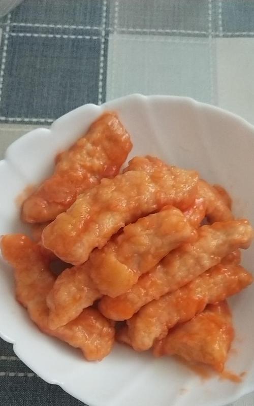 炸薯丝配菜西式的做法是怎样的？有哪些步骤和技巧？