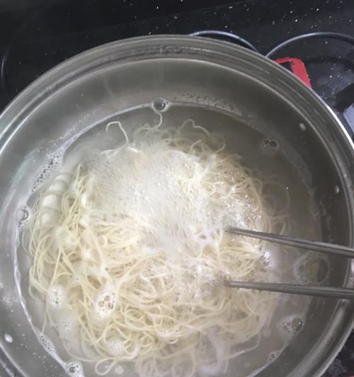 营养鲜蔬面怎么做？有哪些健康又美味的制作方法？