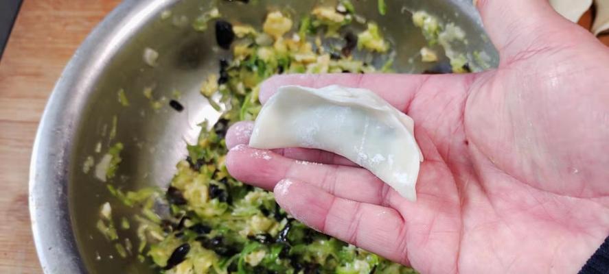 营养均衡麦皮饺子的做法是什么？如何保证麦皮饺子的营养均衡？