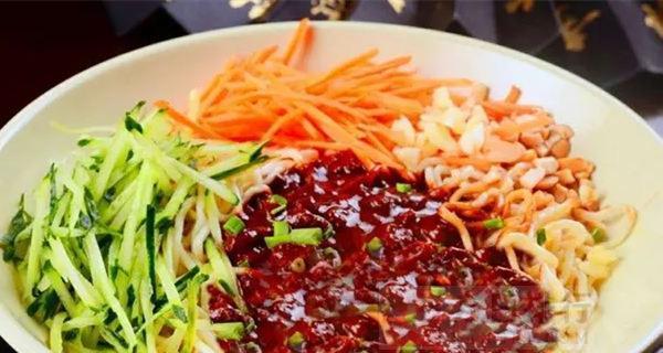 樱桃香椿炸酱面怎么做？有哪些步骤和技巧？