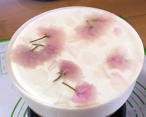 樱花慕斯蛋糕怎么做？详细步骤和常见问题解答？