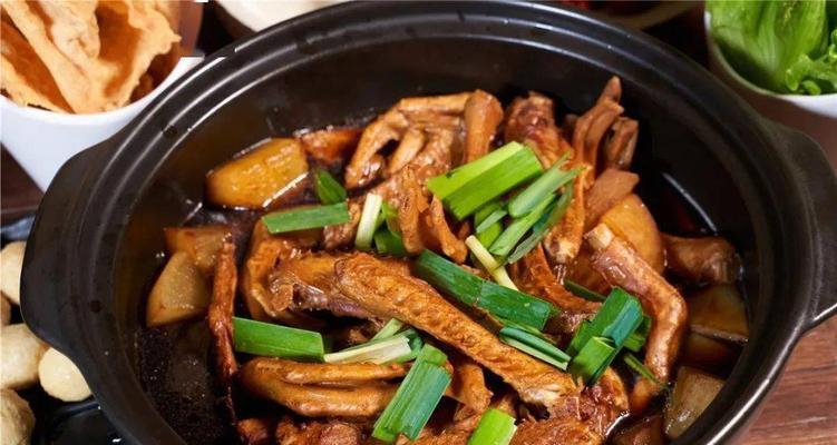 印度椰皇炖老鸡的做法是什么？步骤和技巧有哪些？