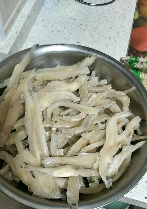 银鱼海鲜粥稀饭怎么做？有哪些步骤和技巧？