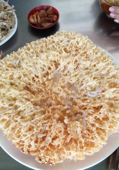 银鱼蛋饼怎么做？有哪些制作技巧和常见问题解答？