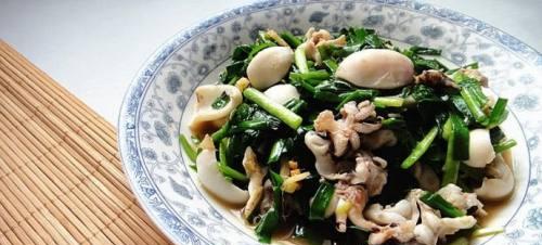 银鱼炒韭菜怎么做？步骤和技巧有哪些？