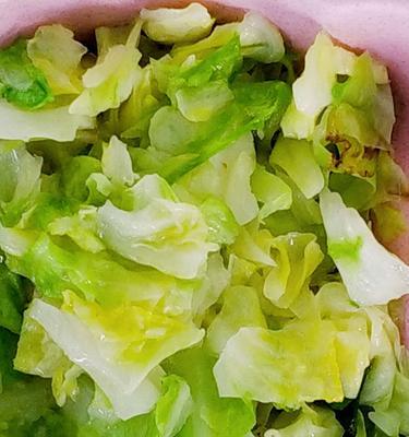 银芽虾仁薄饼卷怎么做？步骤详解和常见问题解答？