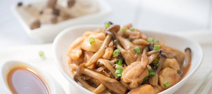 银芽鸡丝的做法是什么？如何在家轻松制作？