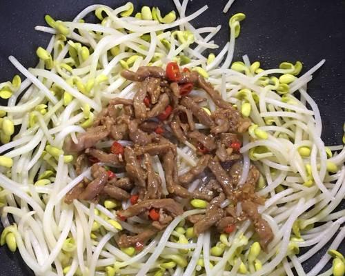 银芽炒肉丝的做法是什么？如何炒出鲜嫩可口的银芽炒肉丝？