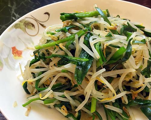 银芽炒韭菜怎么做？步骤和技巧有哪些？