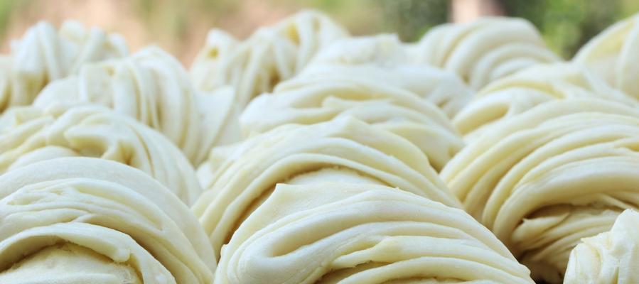 银丝花卷的做法是什么？如何在家轻松制作？