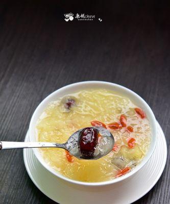 银耳甜汤怎么做？有哪些步骤和技巧？