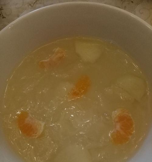 银耳酒酿水果羹怎么做？有哪些步骤和技巧？