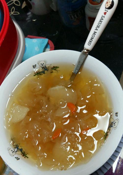银耳果香木耳羹怎么做？有哪些步骤和技巧？