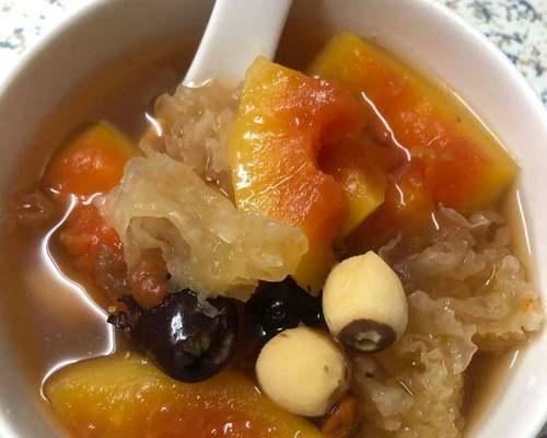 银耳枸杞炖木瓜的做法是什么？有哪些健康益处？