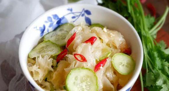 银耳脆黄瓜怎么做？制作过程中需要注意哪些问题？